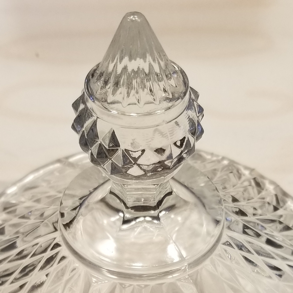 NIB Crystal Clear "Buckingham" Candy Dish - Picture 6 of 6